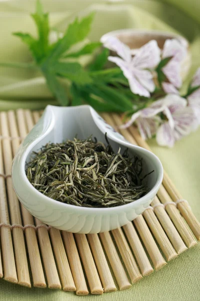 Green tea loose leaves