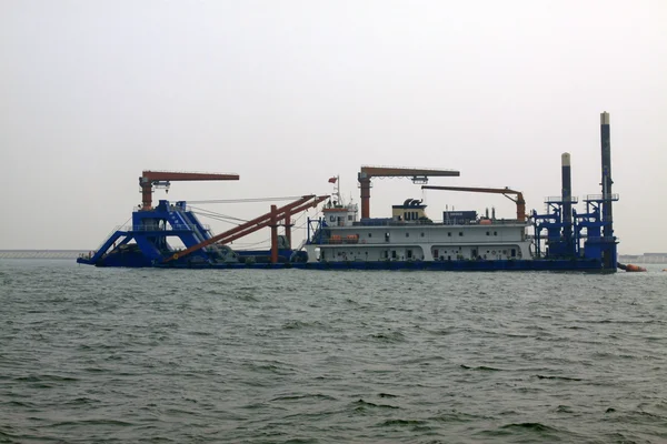 Suction sand shipping in the sea