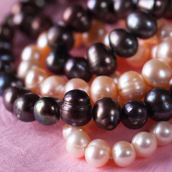 White, pink and black pearls necklace