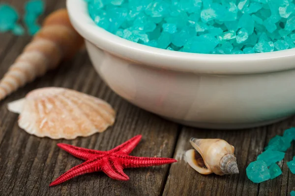 Spa salt with seashells