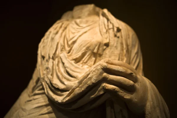 Roman toga sculpture