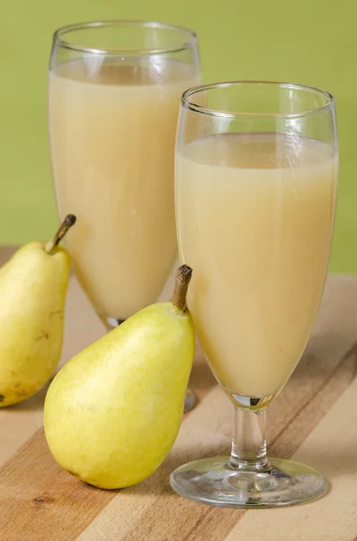 Pear juice in glass