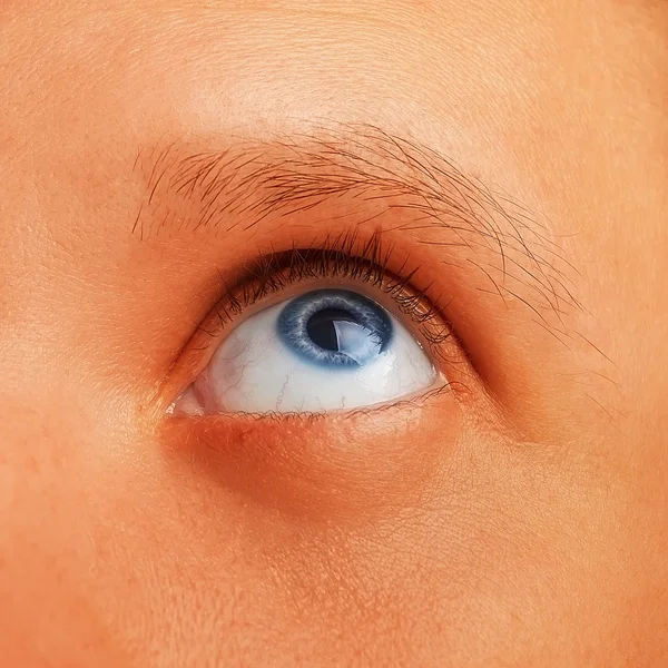 Close-up image of eye