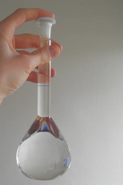 Volumetric flask