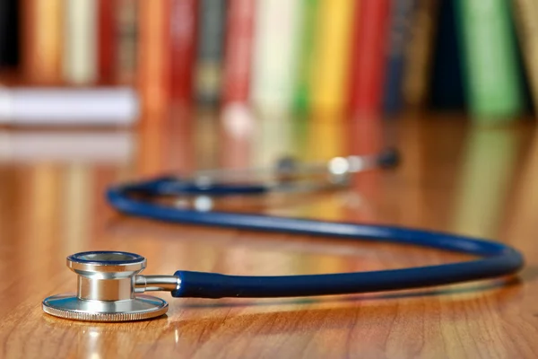 Books, a stethoscope and an organizer