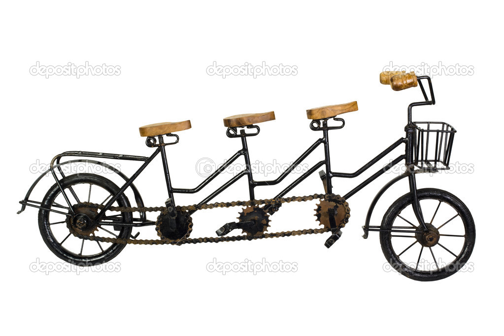 Bicicletta tandem a tre posti — Foto Stock © imagedb_seller 32988077