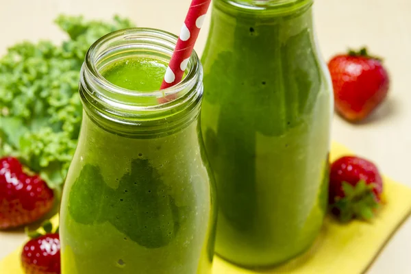 Healthy Green Juice Smoothie Drink
