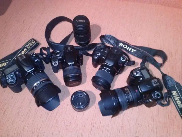 Many, camera, cameras, digital, slr, dslr, nikon, nikkor, canon, sony, body, lens, equipment, quality, tamron, photo, photograph, photographer, foto, fotograf, picture, pictures, take, taking, expensive