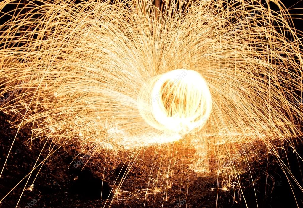 Burning ball of steel wool — Stock Photo © ver0nicka 44773753