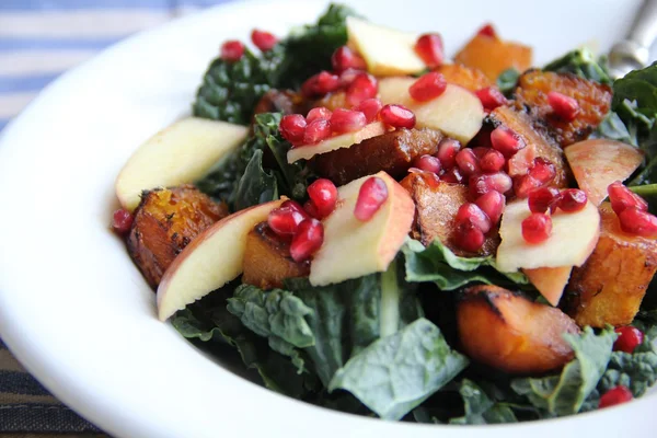 Pomegranate Kale Salad