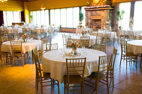 Wedding Reception Tables and Seating