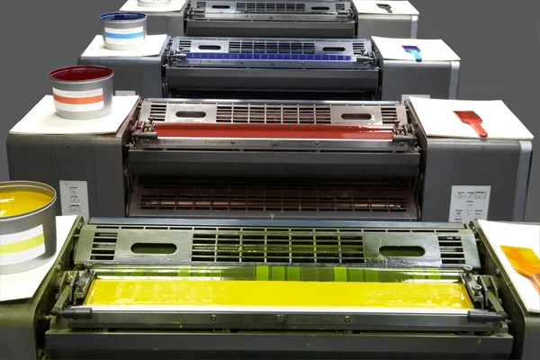 Four colour printing press