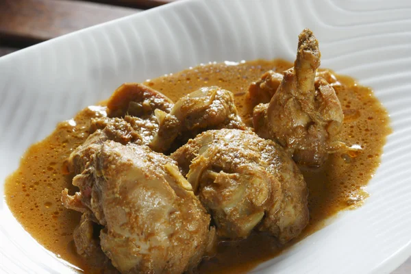 Kerala Special kozhi curry - A chicken curry from Kerala