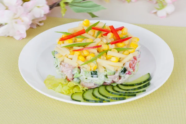 Spring salad with corn and sweet pepper