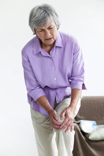 Knee PAIN IN AN ELDERLY PERSON