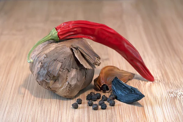 Black garlic and chili pepper