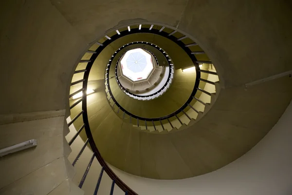 Spiral staircase at king's college