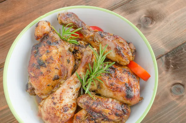 Baked chicken with thyme