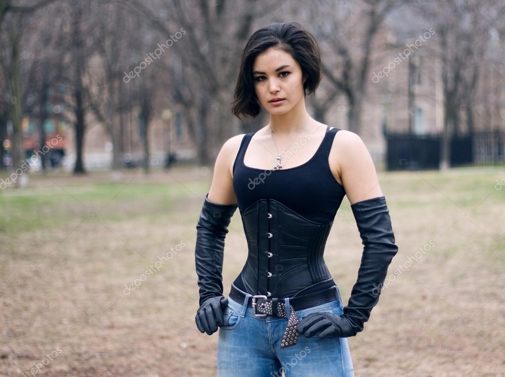 Emo girl fashion style Emo girl fashion style