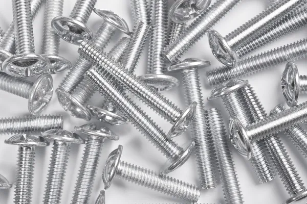 Screw bolts heap