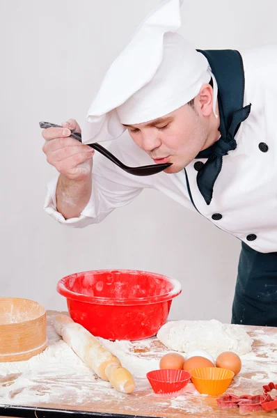 Chef avec grande cuillère Images De Stock Libres De Droits