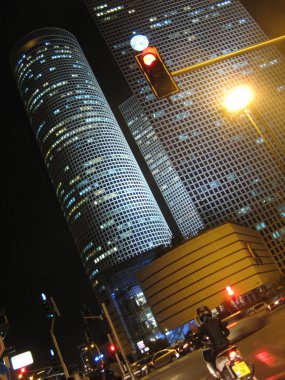 tel aviv city center.israel gece sokak hayat