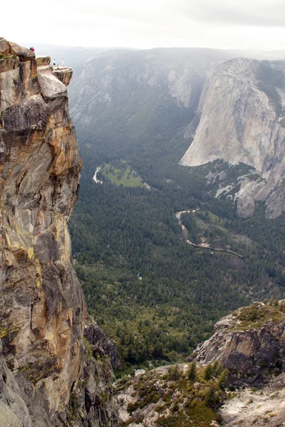 Vue depuis Glacier Point dans le parc national de Yosemite.USA — Photo