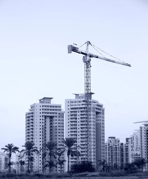 Grattacieli residenziali in costruzione. Il sito arguzia — Foto Stock