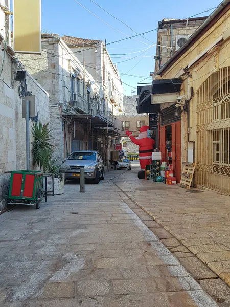 Calle Vacía Jerusalén Con Decoración Navidad Barrio Cristiano Ciudad Vieja —  Fotos de Stock