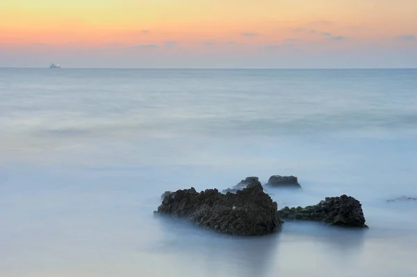 Ashkelon City Yakınındaki Güney Srail Akdeniz Kıyılarında — Stok fotoğraf