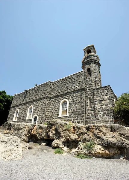 Iglesia Primacía San Pedro Orillas Del Mar Galilea —  Fotos de Stock