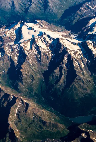 Alpiner Berg — Stockfoto