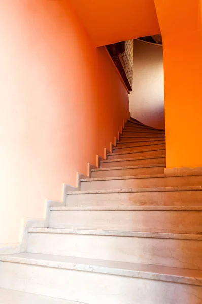 Pretty old courtyard — Stock Photo, Image