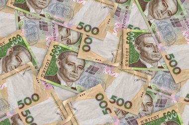 500 banknotla birlikte bir yığın Ukrayna parası (Grivna, Hryvna). Finans kavramı