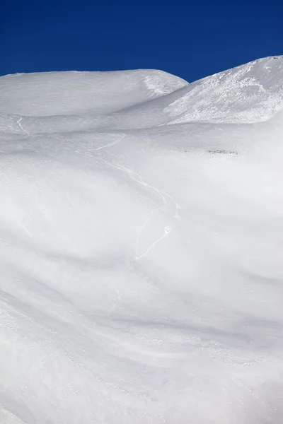 Avalanche em fora da inclinação da pista — Fotografia de Stock