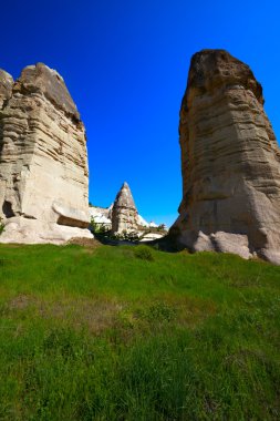 Peri bacaları kaya oluşumları. Türkiye, Kapadokya Göreme.