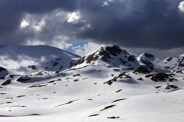 Montagne prima tempesta di neve — Foto Stock