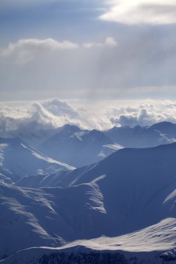 akşam haze dağlarında kış