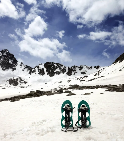 Schneeschuhe Verschneiten Bergen Türkei Kachkar Gebirge Höchster Teil Des Pontischen — Stockfoto
