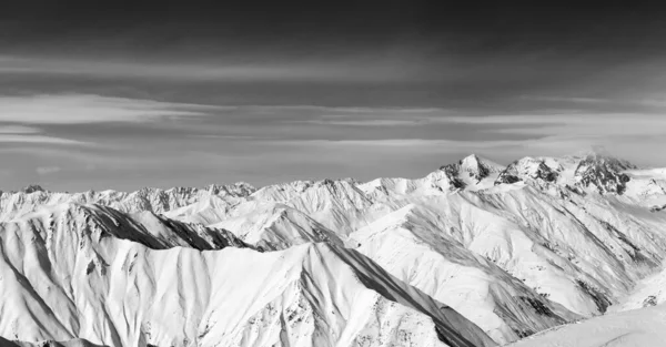 Panorama Blanco Negro Montañas Nevadas Invierno Montañas Del Cáucaso Georgia —  Fotos de Stock