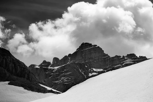 Rocas Blancas Negras Nieve Turquía Montañas Del Tauro Central Aladaglar — Foto de Stock