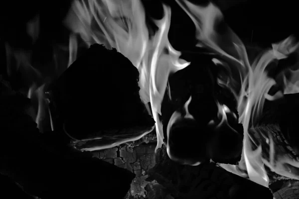 Fireplace Burning Wood Forks Flame Close View Black White Toned — Stock Photo, Image