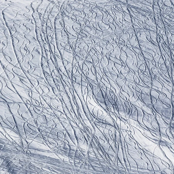Snowy Piste Slope Freeriding Traces Skis Snowboards Sun Winter Morning — Stock Photo, Image