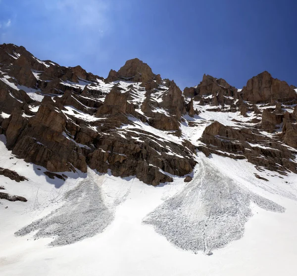 Snöiga Stenar Och Spår Från Lavin Våren Turkiet Centrala Taurusbergen — Stockfoto