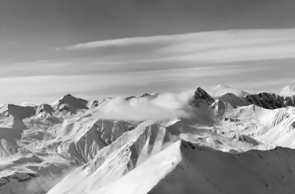 Svart Hvitt Panorama Snøfjell Vinteren Kaukasus Georgia Gudauri Visning Fra – stockfoto