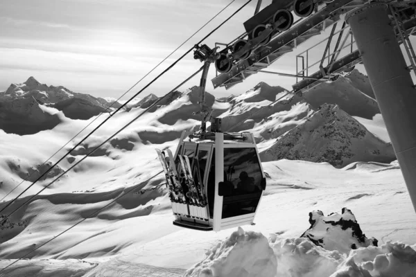 Vue Noir Blanc Sur Téléski Station Ski Montagnes Caucase Hiver — Photo