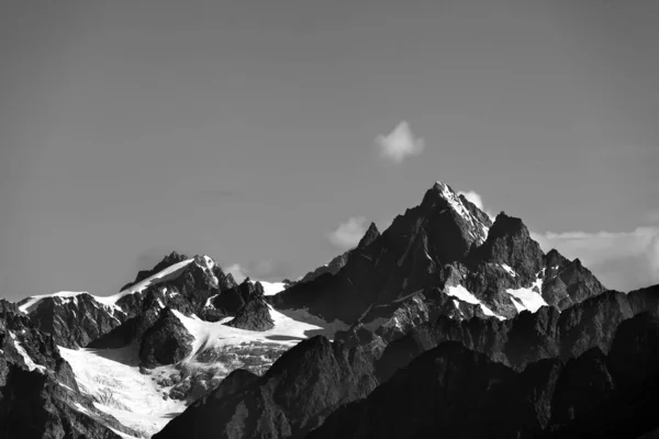 Hohe Berge Mit Schnee Sommer Kaukasus Georgien Region Svanetia Schwarz — Stockfoto