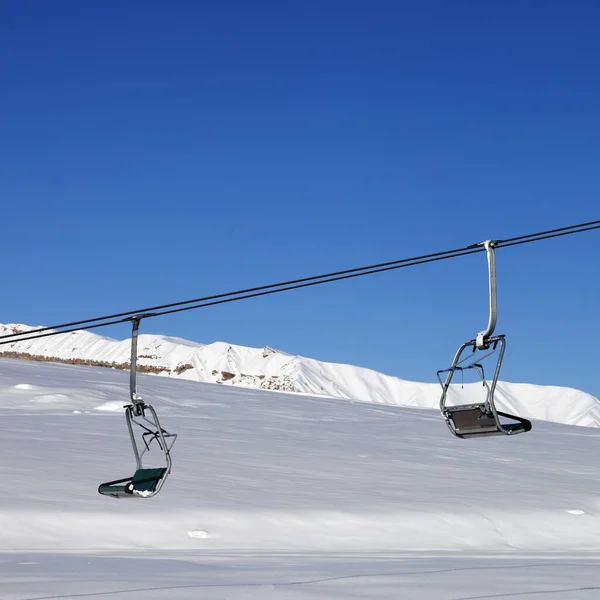 Chair Lift Blue Clear Sky Sun Day Caucasus Mountains Winter — Stock Photo, Image