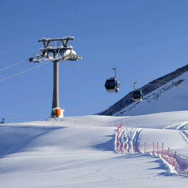 Ascenseur Télécabine Sur Station Ski Jour Soleil Montagnes Caucase Hiver — Photo