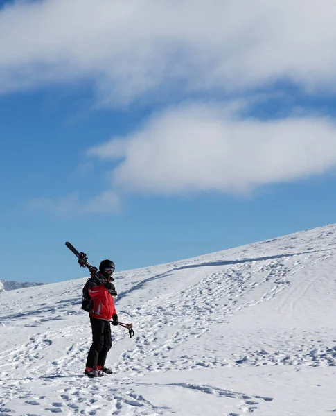 Skier Skis His Shoulder Top Mountain Nice Sunny Day Caucasus — Stock Photo, Image